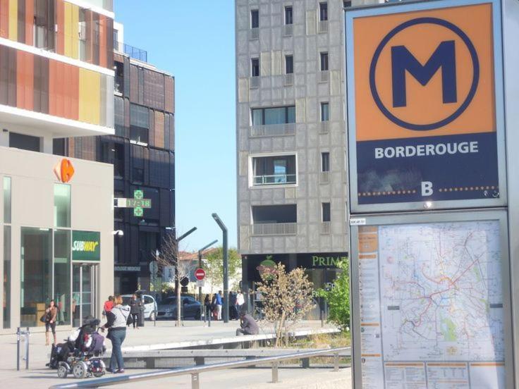 Appartement Entier T2 Avec Piscine Paradis Entierement Meuble Proche Metro Toulouse Buitenkant foto